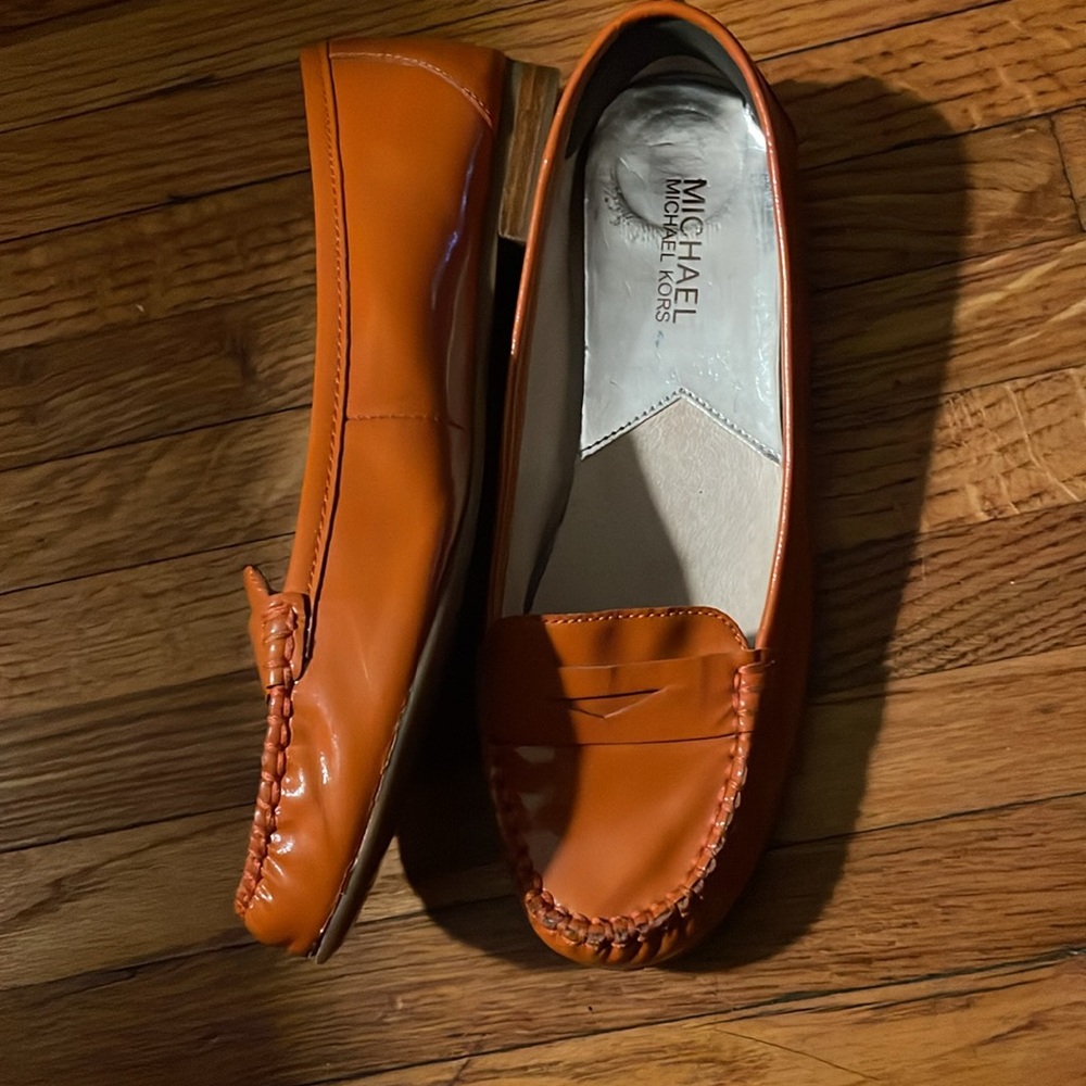 Michael Kors AD13C Women's Orange Penny Loafers - Size 7.5 - Picture 7 of 10